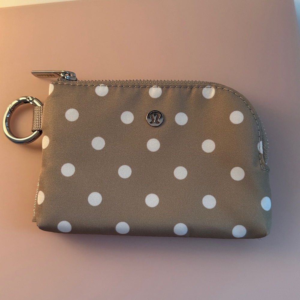 Lululemon Clippable Card Pouch NWT